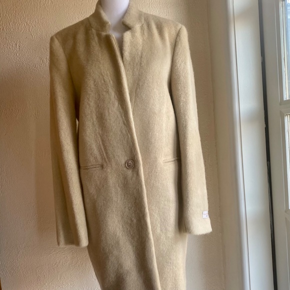 NWT Gianni Feraud pale camel top coat with notched lapel Size 10 - Picture 3 of 12